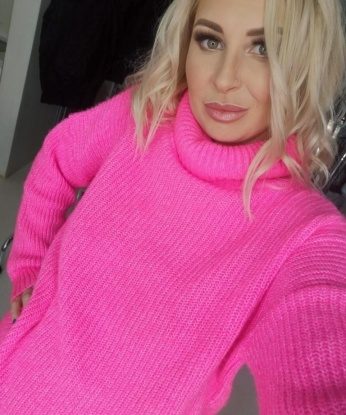 У меня есть все необходимое, чтобы сделать твои фантазии реальностью. Ты можешь расслабиться и насладиться незабываемым опытом со мной. Я готова провести время с тобой так, чтобы ты почувствовал себя особенным. Мои услуги включают различные виды массажа, эротические игры и многое другое. У меня есть отличные отзывы от моих довольных клиентов, которые подтверждают мои навыки и профессионализм. Ты не пожалеешь, что выбрал меня. Позвони мне и давай проведем незабываемое время вместе! 💋💫🌟🌹🔥🔞 2207, 36 лет